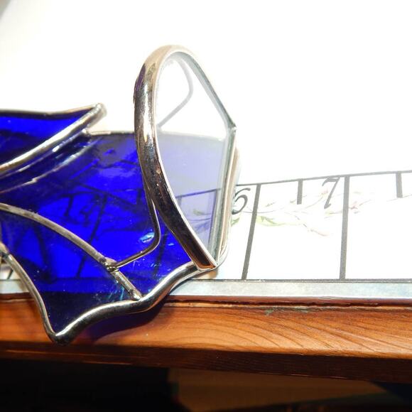 A Pair of Stained Glass Tea Light Trumpeting Angels - Picture 10 of 11